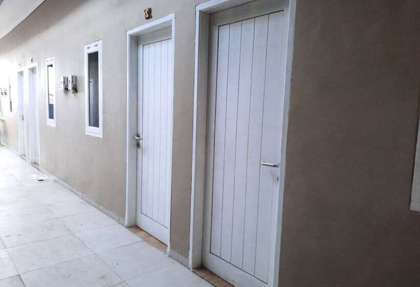 酒店 Oyo Life 92781 Kost Parung Serab Syariah