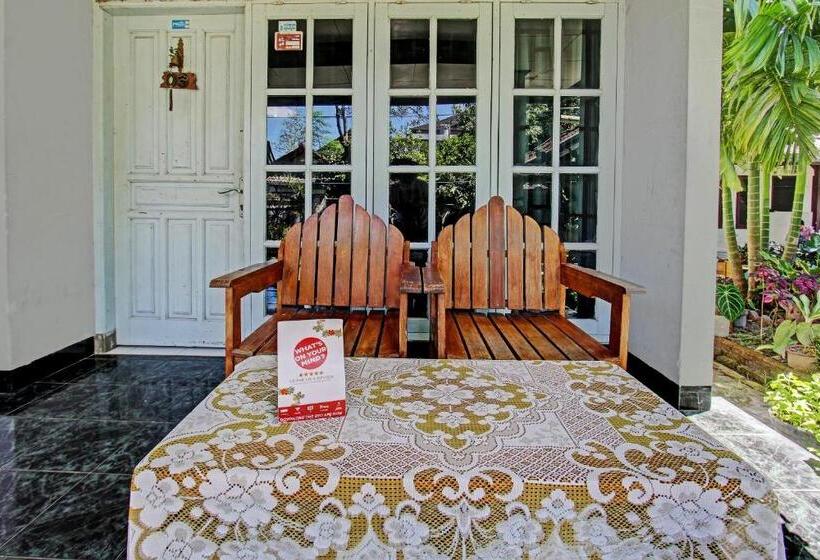 فندق Oyo Life 92853 Kost 999