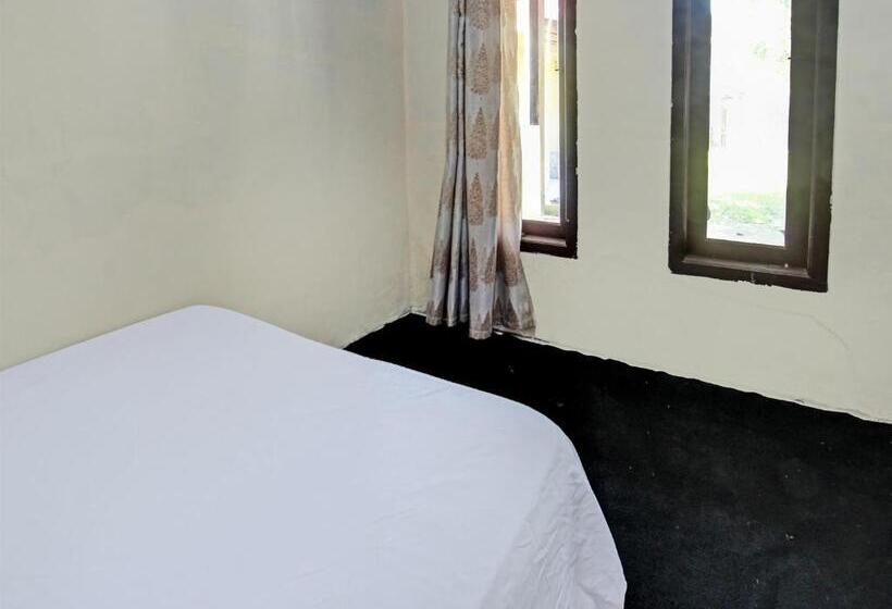 酒店 Oyo Life 92853 Kost 999