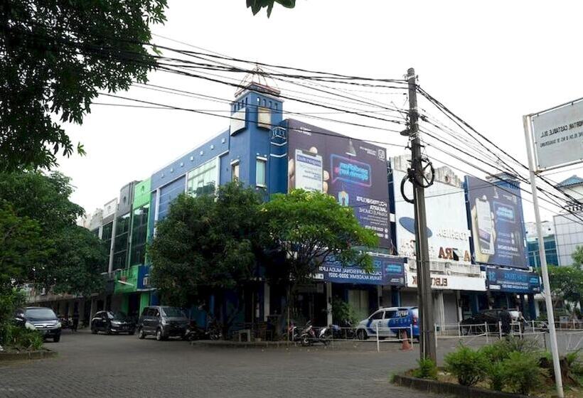 فندق Oyo Life 92878 Kost Padma Syariah