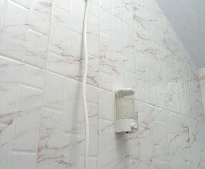 فندق Oyo Life 92878 Kost Padma Syariah