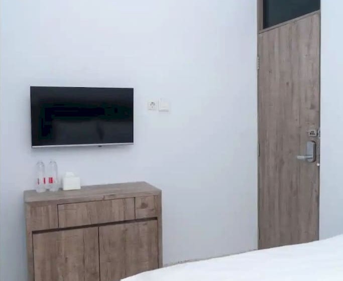 فندق Oyo Life 92878 Kost Padma Syariah