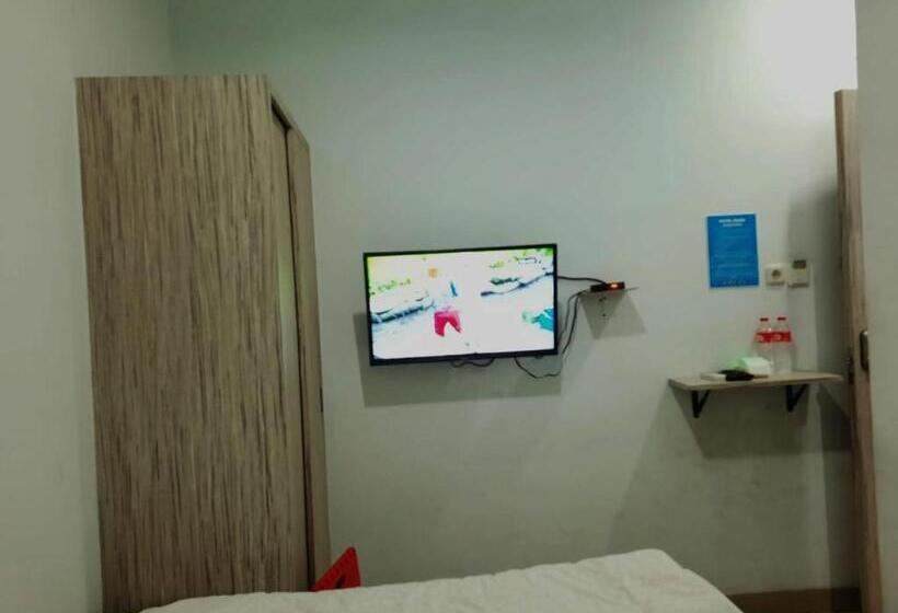 فندق Oyo Life 92878 Kost Padma Syariah