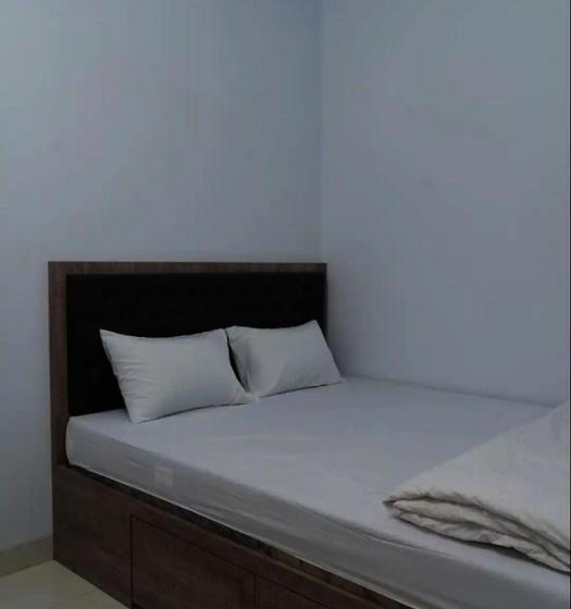 فندق Oyo Life 92878 Kost Padma Syariah