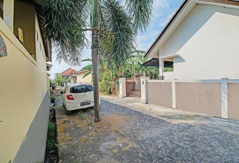 فندق Oyo Life 92954 Shanti Kost