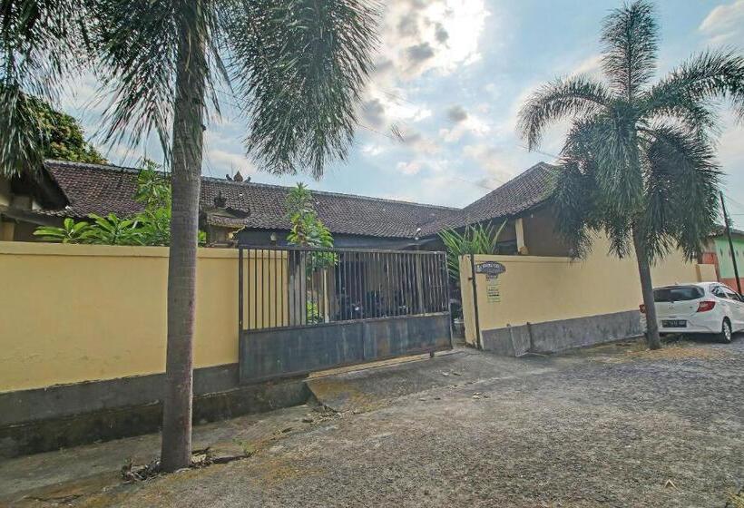 فندق Oyo Life 92954 Shanti Kost