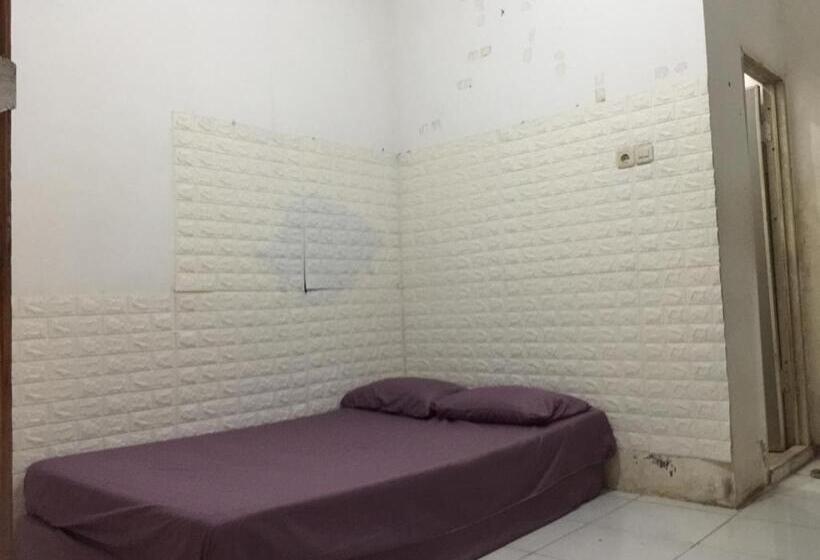 فندق Oyo Life 93009 Griya Nautika Sedati