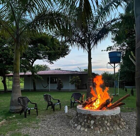 בית מלון כפרי Riopark Beach