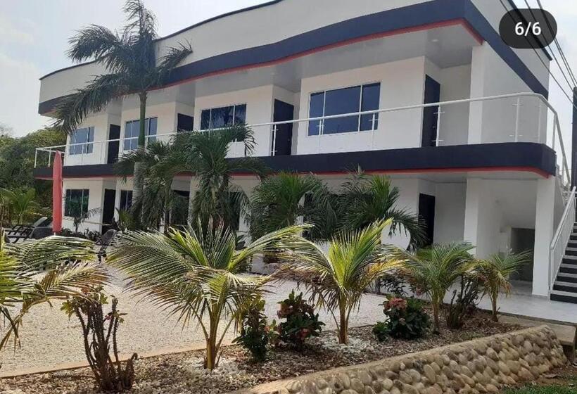 בית מלון כפרי Riopark Beach