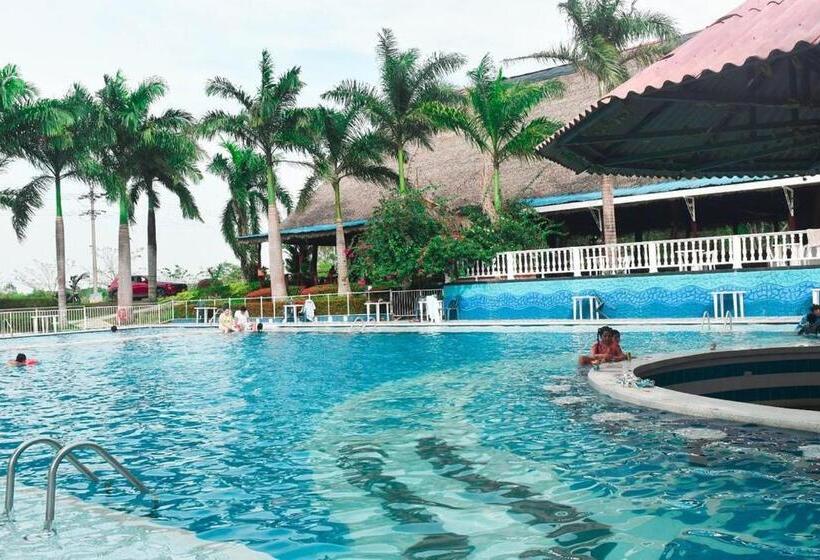 בית מלון כפרי Riopark Beach