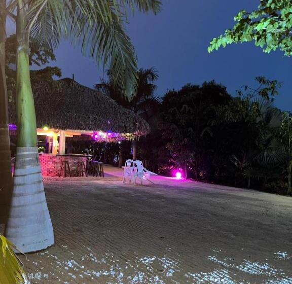 בית מלון כפרי Riopark Beach