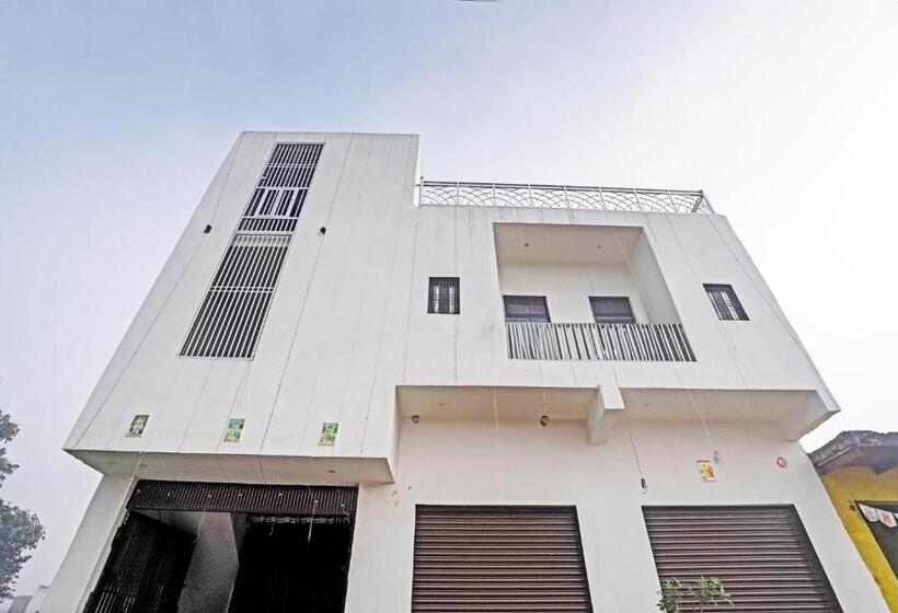 호텔 Spot On Highway Plaza And Resorts 2