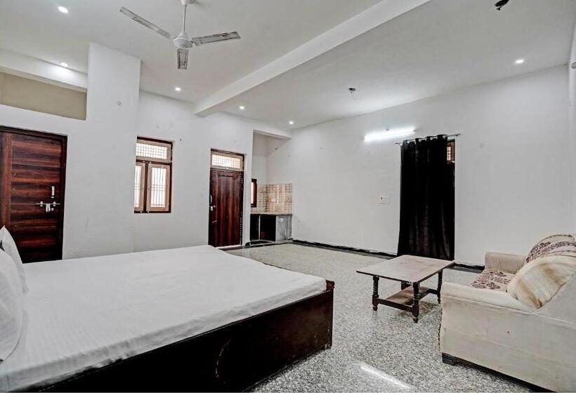 호텔 Spot On Highway Plaza And Resorts 2