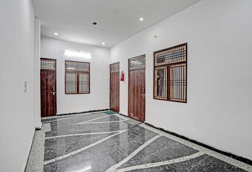 호텔 Spot On Highway Plaza And Resorts 2