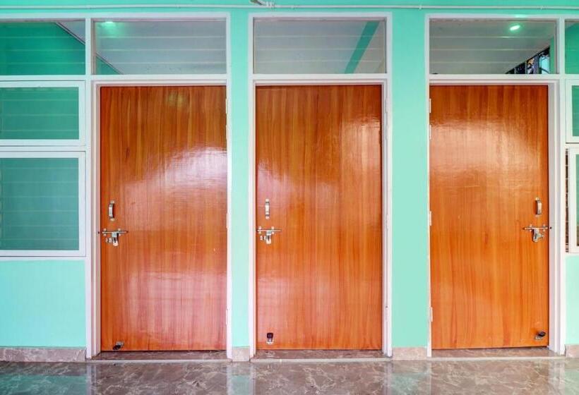 فندق Spot On S K Homestay