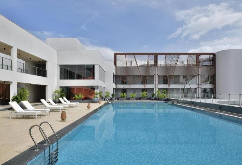 Отель The Artiste Kochi, A Tribute Portfolio