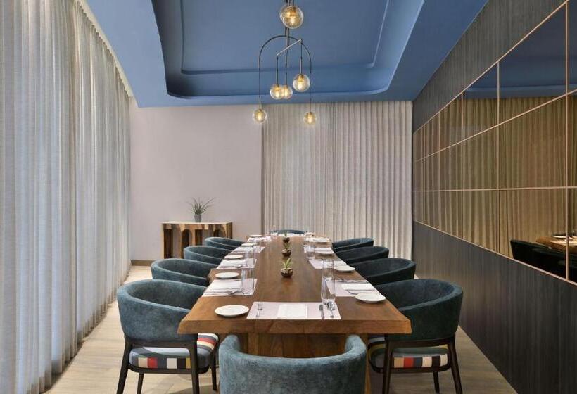 Отель The Artiste Kochi, A Tribute Portfolio