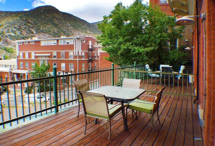 فندق The Carrick