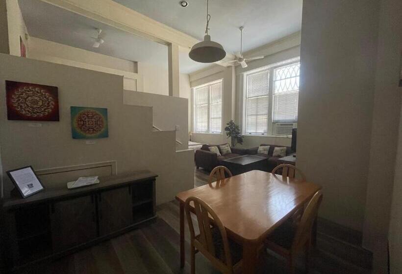 فندق The Carrick