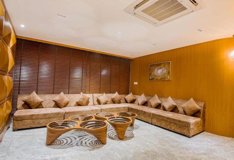 فندق The Imperial Inn