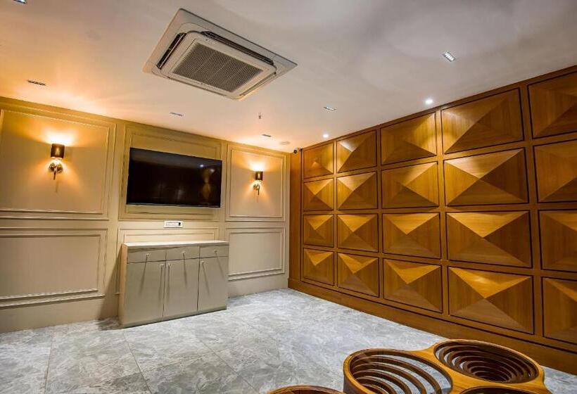 فندق The Imperial Inn