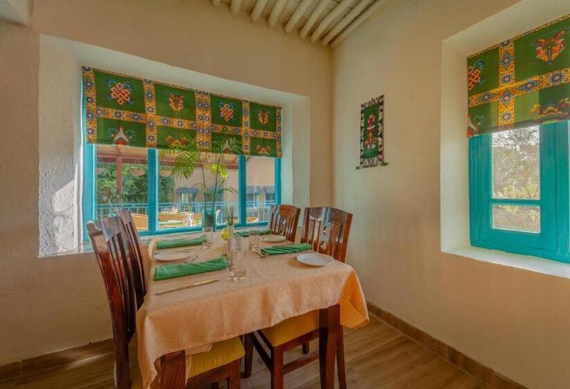 酒店 Tree Of Life Birdsong Chalets , Dharamshala