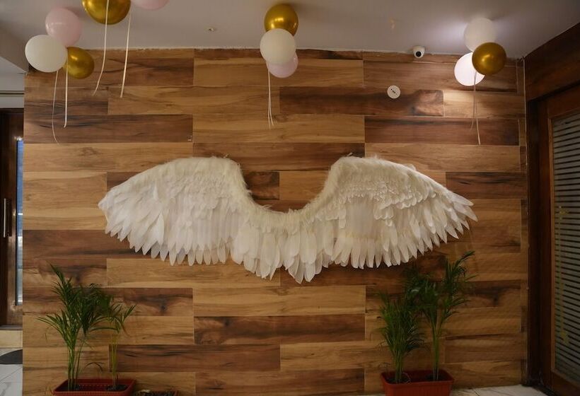 호텔 Vaidh Business