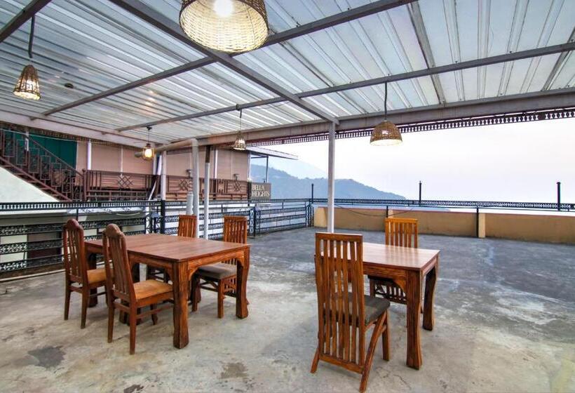 فندق Varuni On Mall Road, Mcleod Ganj, Dharamshala