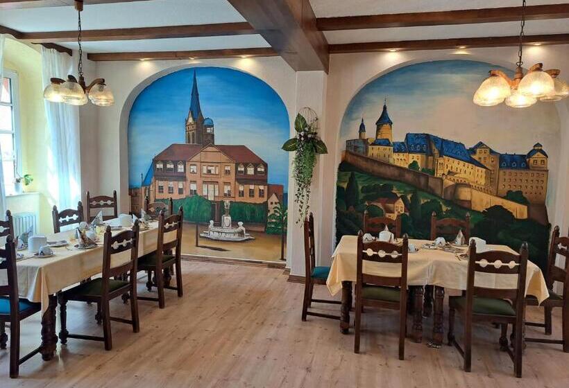 ホテル Zum Hirsch