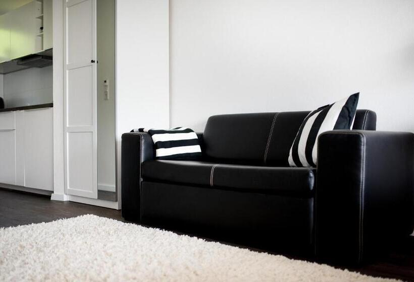 Keller Apartment