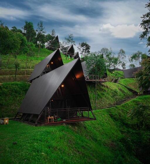 Kema Merbabu Powered By Cocotel