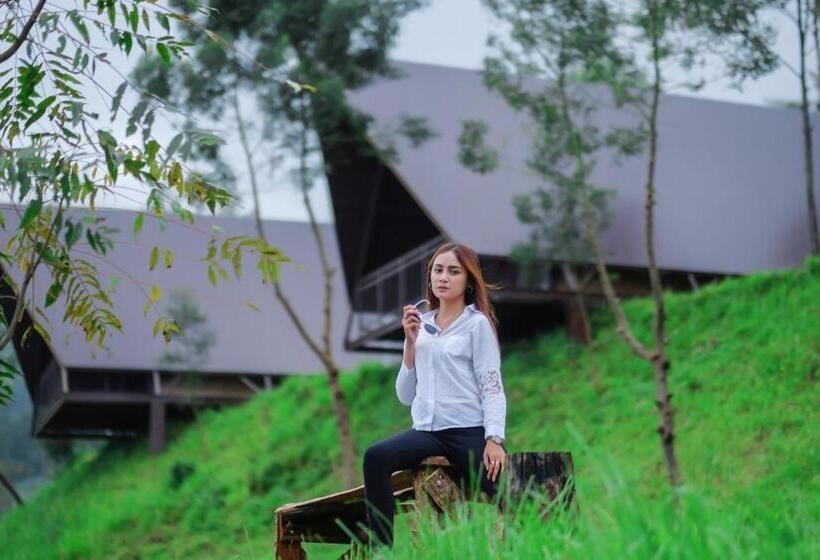 Kema Merbabu Powered By Cocotel