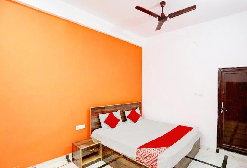 Oyo Flagship Hotel Bhagirathi