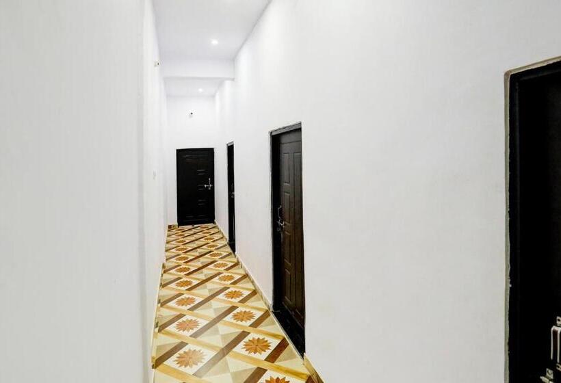 Oyo Flagship Hotel Bhagirathi