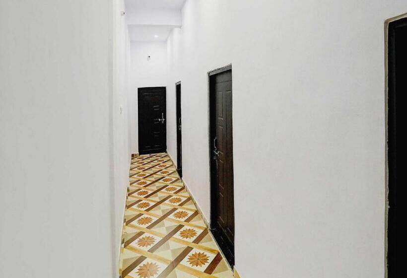 Oyo Flagship Hotel Bhagirathi