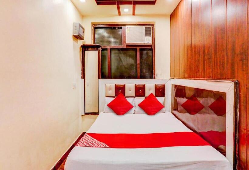 Oyo Flagship Hotel Hansa