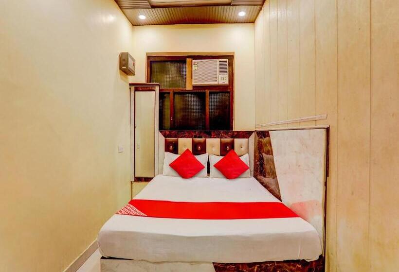 Oyo Flagship Hotel Hansa