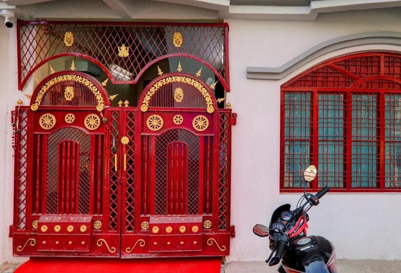 Oyo Flagship Hotel Night Bloom