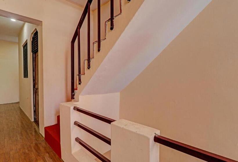 Oyo Flagship Hotel Night Bloom