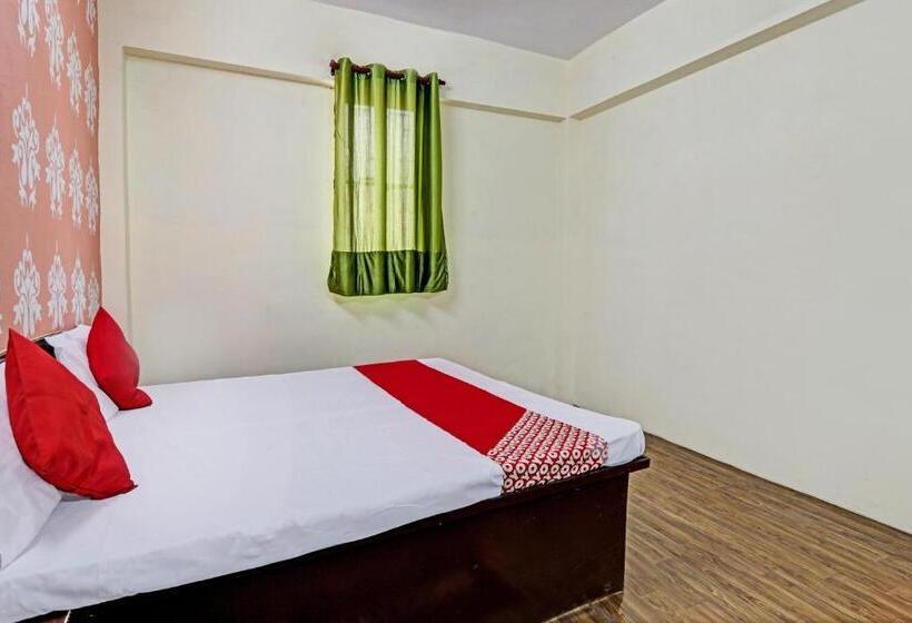 Oyo Flagship Hotel Night Bloom