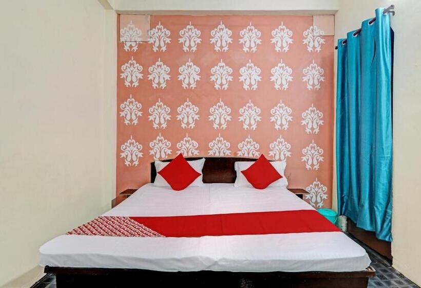 Oyo Flagship Hotel Night Bloom