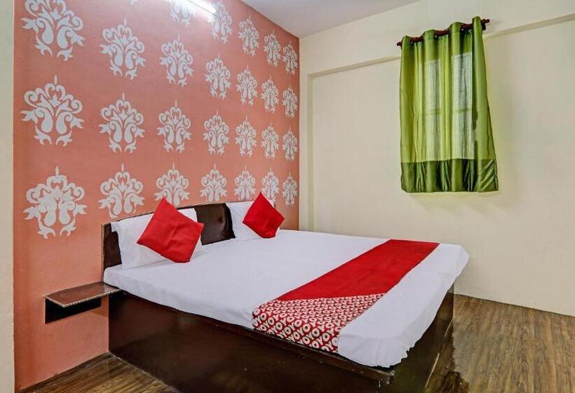 Oyo Flagship Hotel Night Bloom