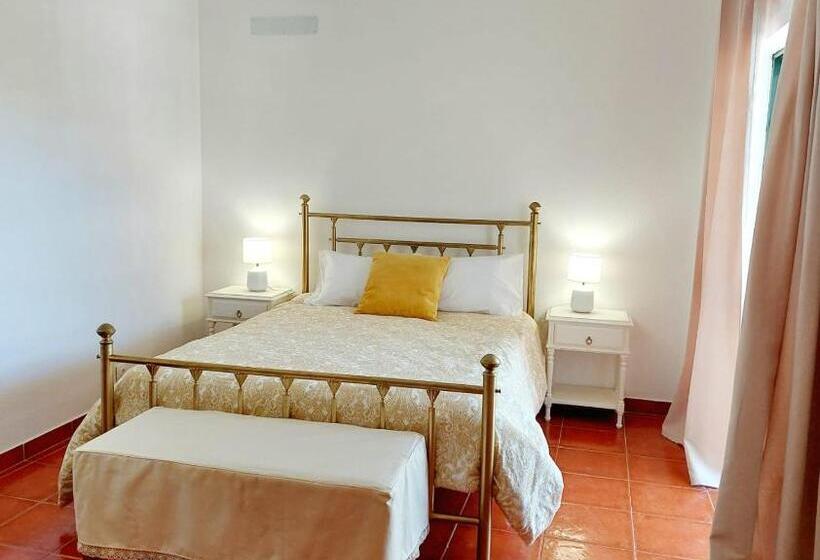 بنسيون Casa Das Laranjeiras