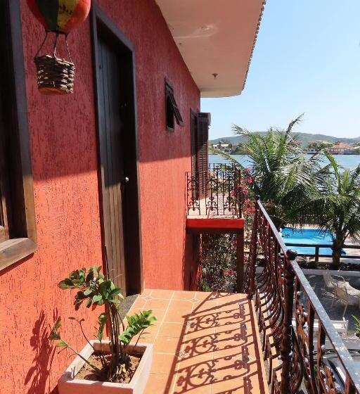 بنسيون Casa Flora