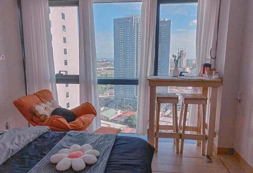 بنسيون Casabay Suite Eastwood Staycation