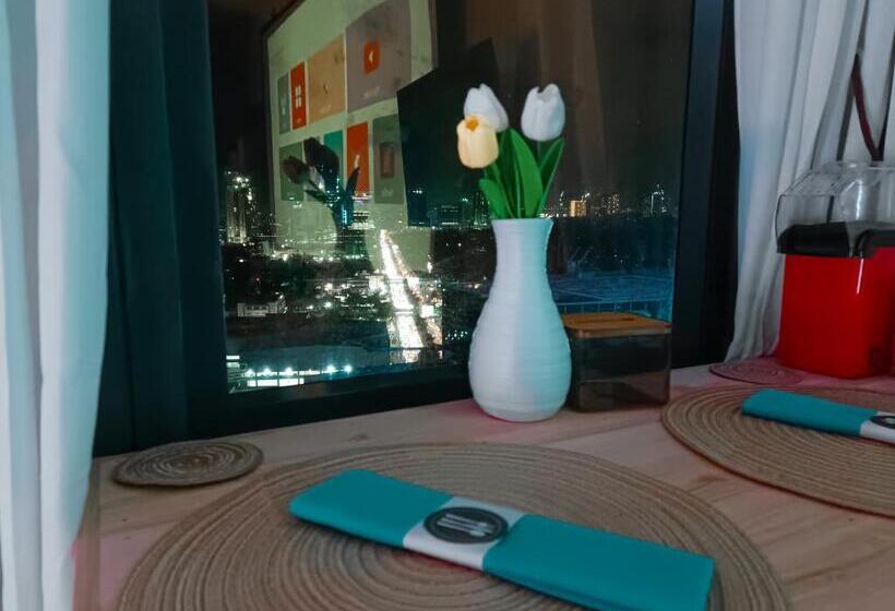 بنسيون Casabay Suite Eastwood Staycation