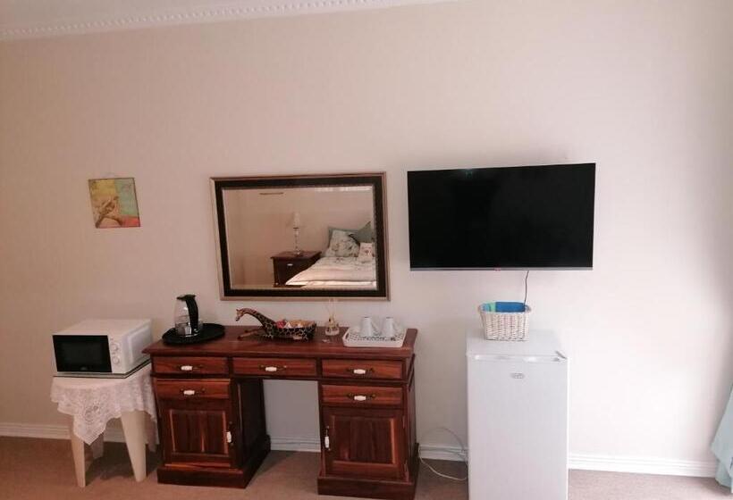 Пансион Clivia Guesthouse