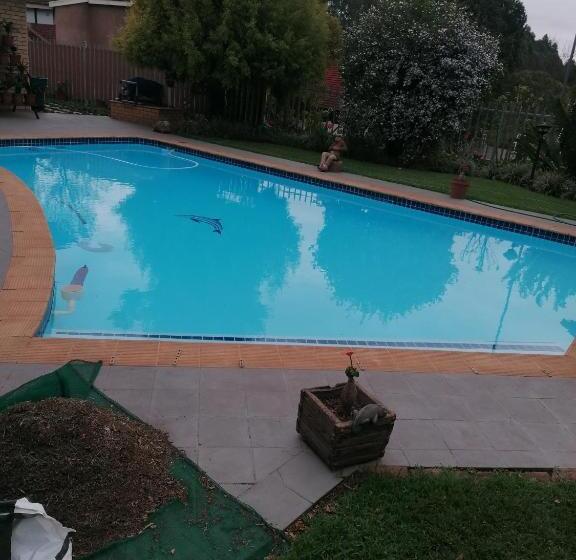 Пансион Clivia Guesthouse