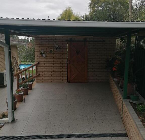 Пансион Clivia Guesthouse