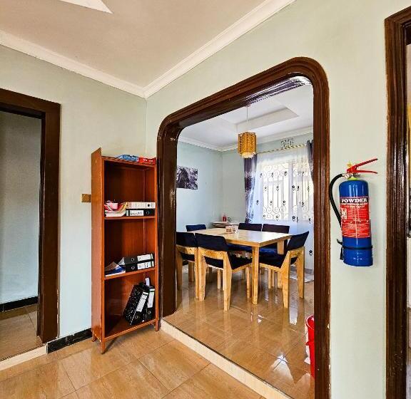 פנסיון Focus Mawio Hostel